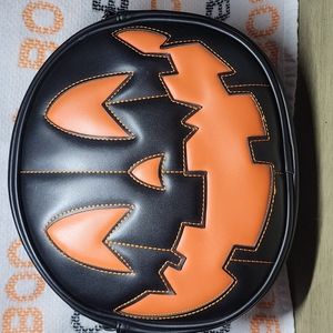 Love Pain and Stitches